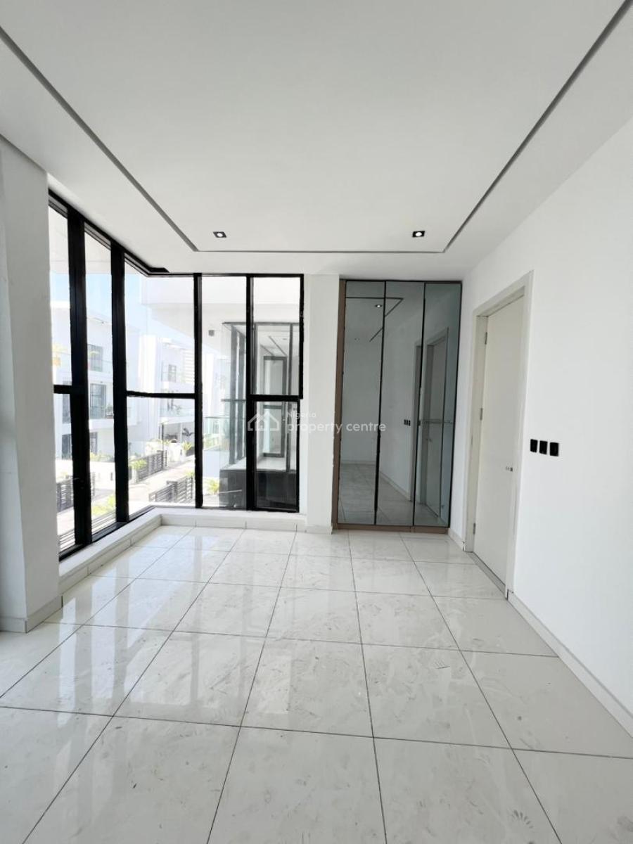 4bedroom Semi Detached Duplex, Orchid Road Lekki, Lekki, Lagos, Semi-detached Duplex for Sale