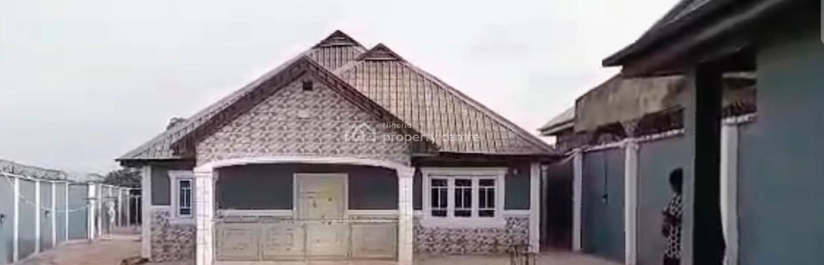 Distress  Alert a Great Investment Opportunity You Dont Want T, Onihale, Sango 📄 Title Documents:, Sango Ota, Ogun, Detached Bungalow for Sale