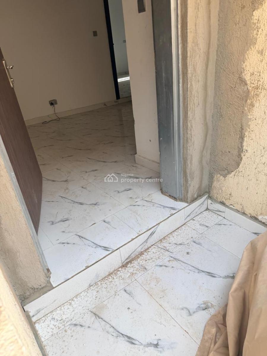 Spacious 1 Bedroom with 2 Toilets, Kwame Nkrumah, Asokoro District, Abuja, Mini Flat (room and Parlour) for Rent