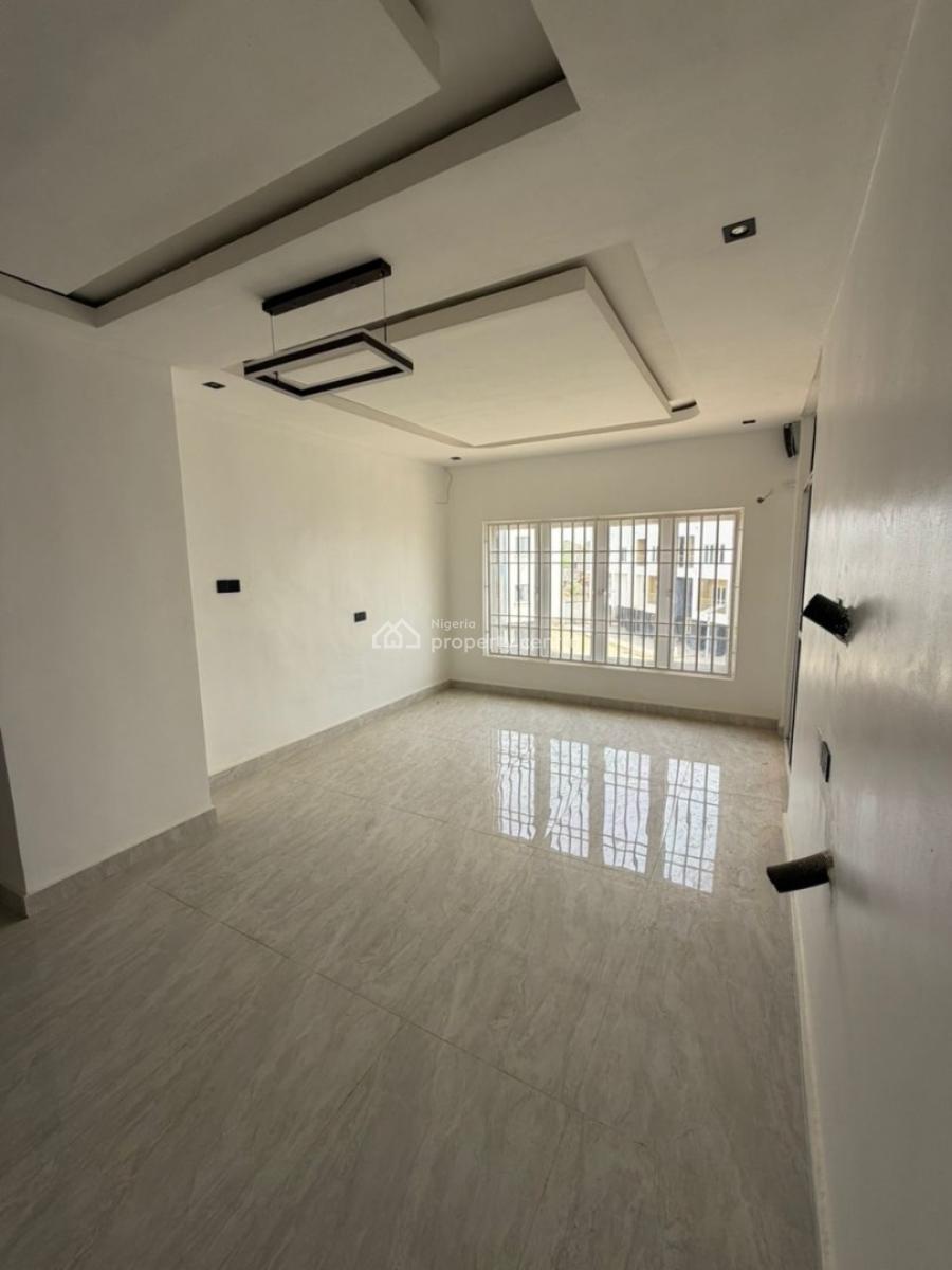 Newly Built 2-bedroom Apartment -- Tarred Road Access, Katampe, Abuja, Flat / Apartment for Rent