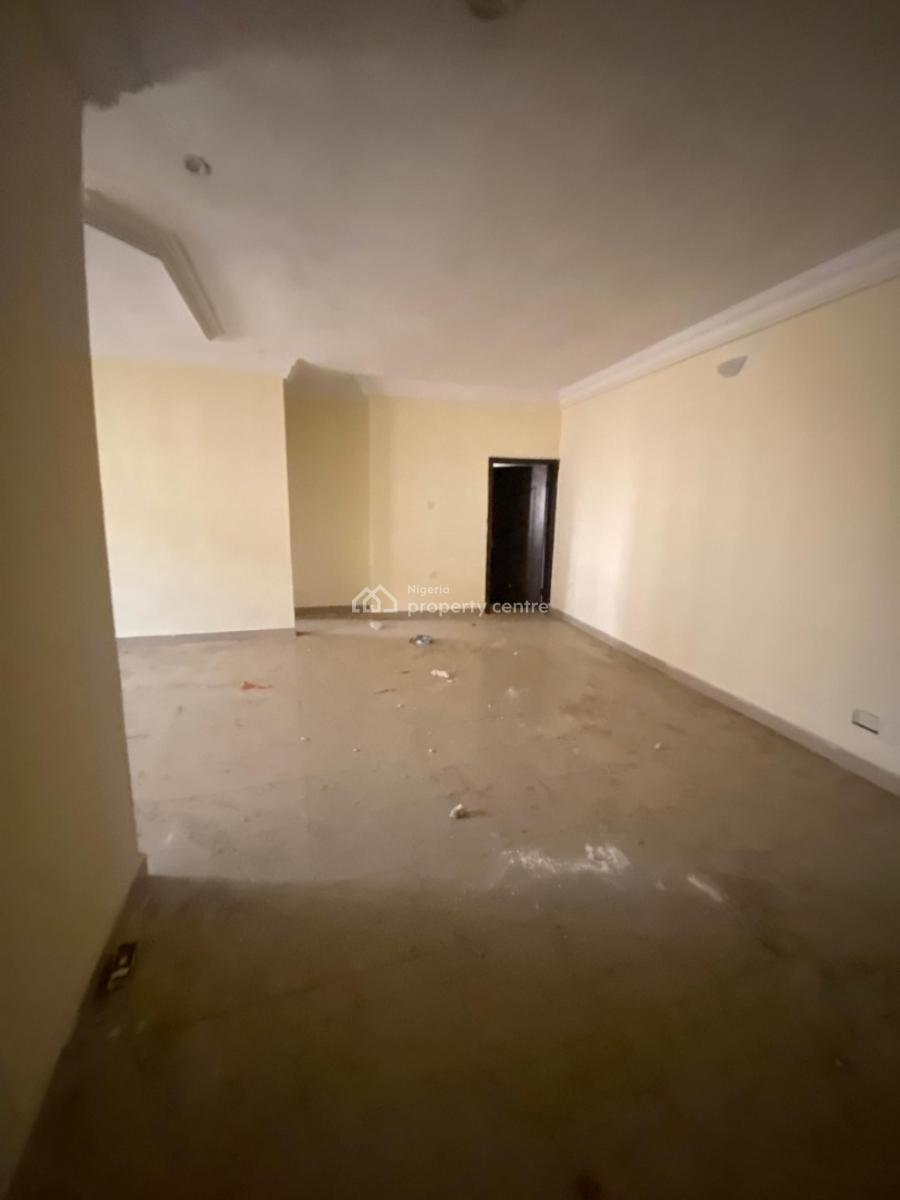 a Well-built Spacious 4-bedroom Semi-detached Duplex + 1bq, Utako, Abuja, Semi-detached Duplex for Rent