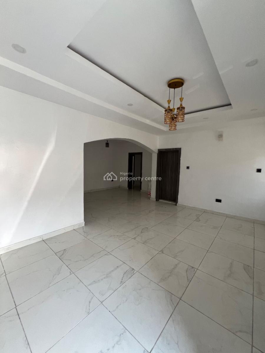 Massive 3 Bedroom Flat Downstairs, Paseda Awoyaya Ologunfe, Awoyaya, Ibeju Lekki, Lagos, Flat / Apartment for Rent