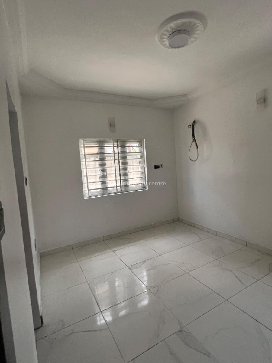 Massive 3 Bedroom Flat Downstairs, Paseda Awoyaya Ologunfe, Awoyaya, Ibeju Lekki, Lagos, Flat / Apartment for Rent