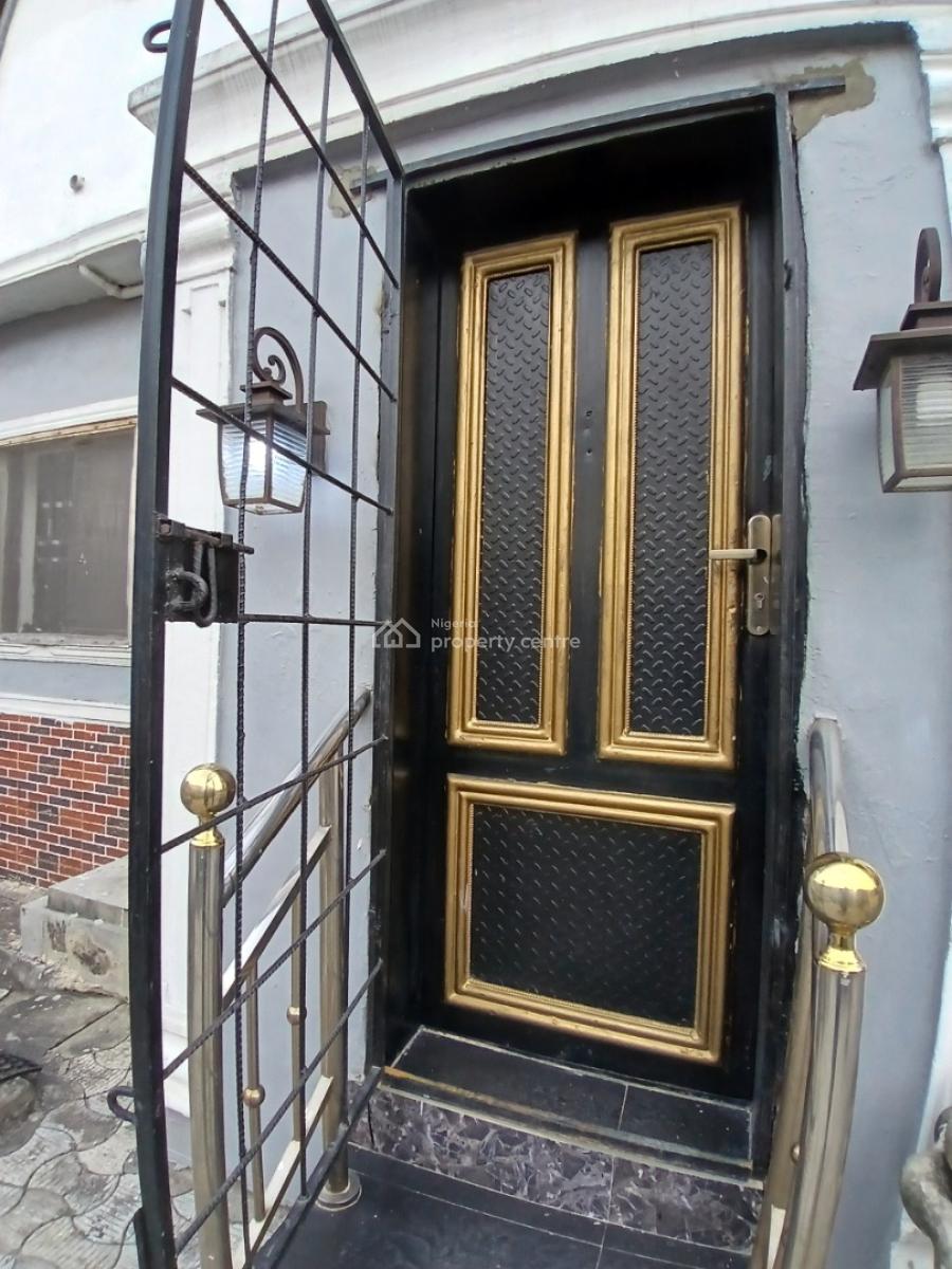 Furnished Rooms Upstairs with Shared Furnished Parlour and Kitchen, United Estate, Sangotedo, Ajah, Lagos, Self Contain (single Rooms) for Rent