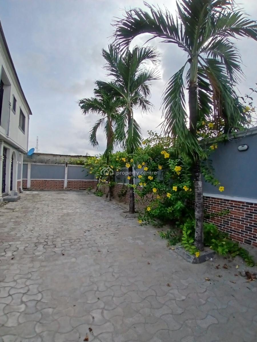 Furnished Rooms Upstairs with Shared Furnished Parlour and Kitchen, United Estate, Sangotedo, Ajah, Lagos, Self Contain (single Rooms) for Rent