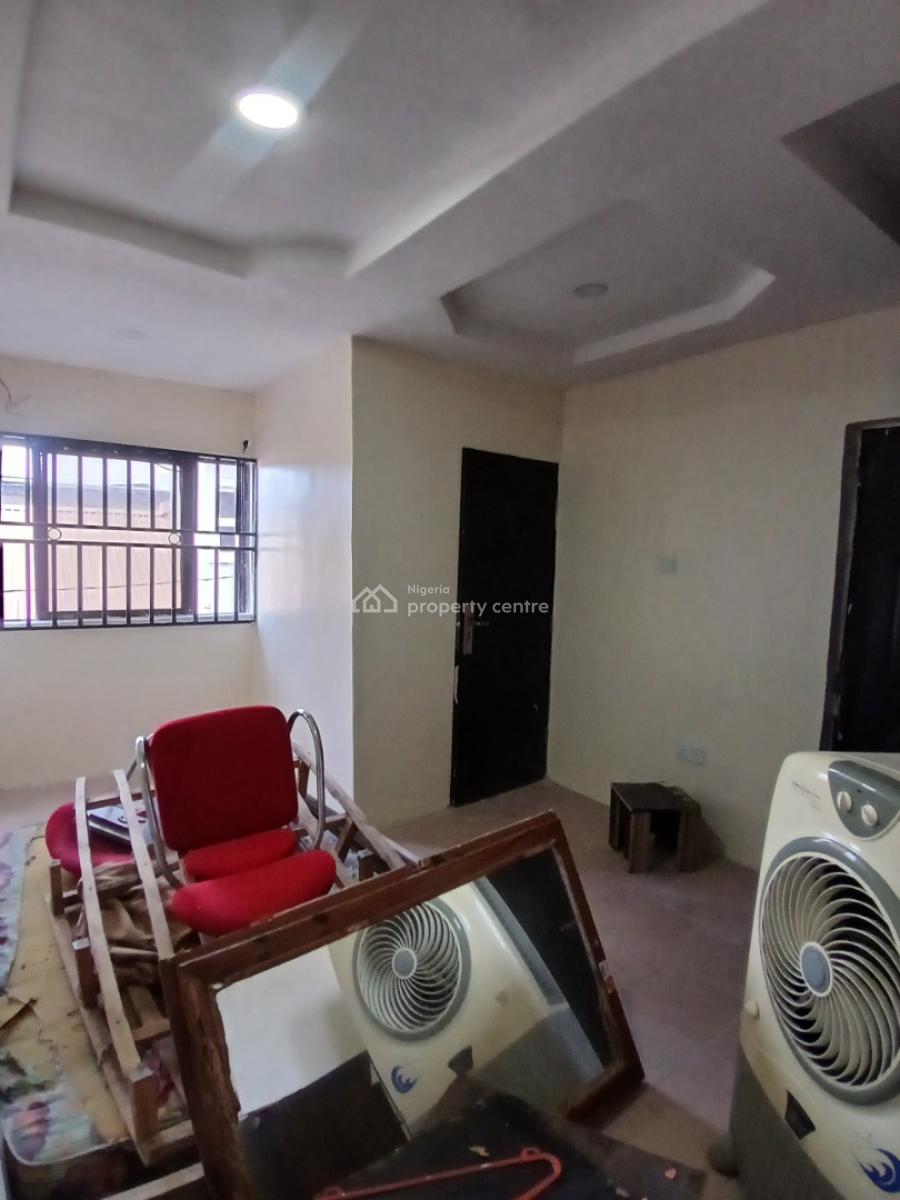 Furnished Rooms Upstairs with Shared Furnished Parlour and Kitchen, United Estate, Sangotedo, Ajah, Lagos, Self Contain (single Rooms) for Rent