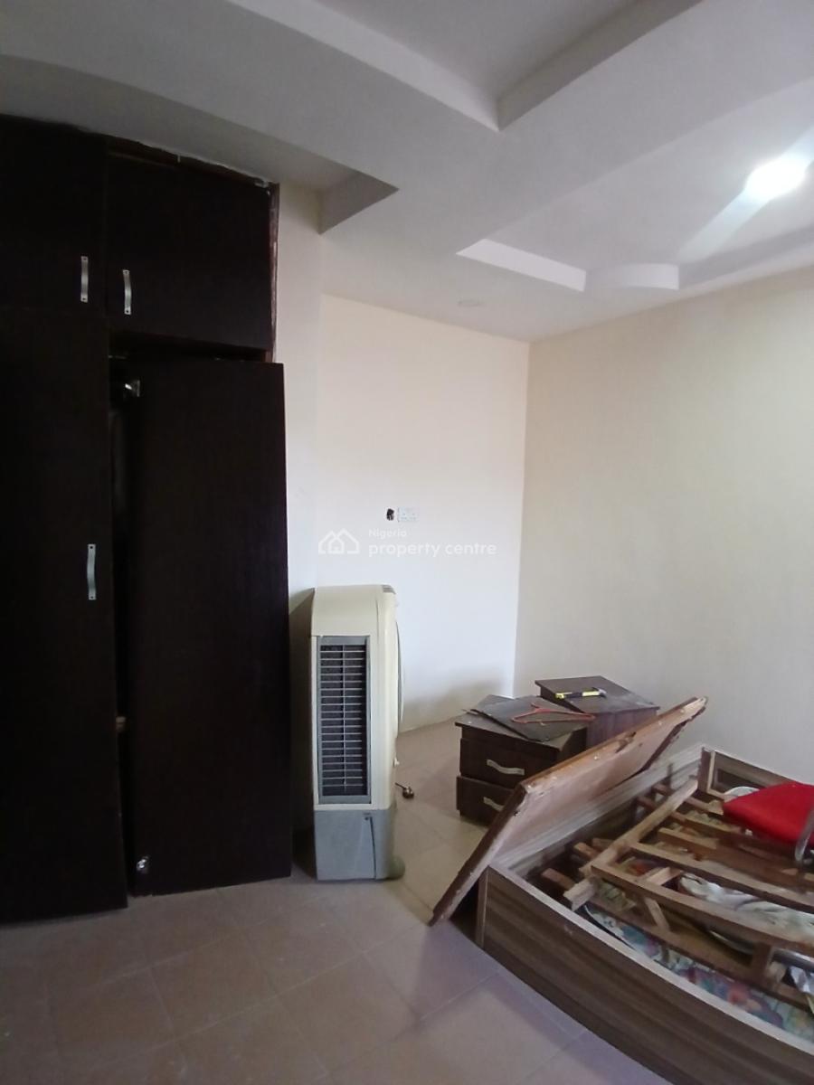Furnished Rooms Upstairs with Shared Furnished Parlour and Kitchen, United Estate, Sangotedo, Ajah, Lagos, Self Contain (single Rooms) for Rent