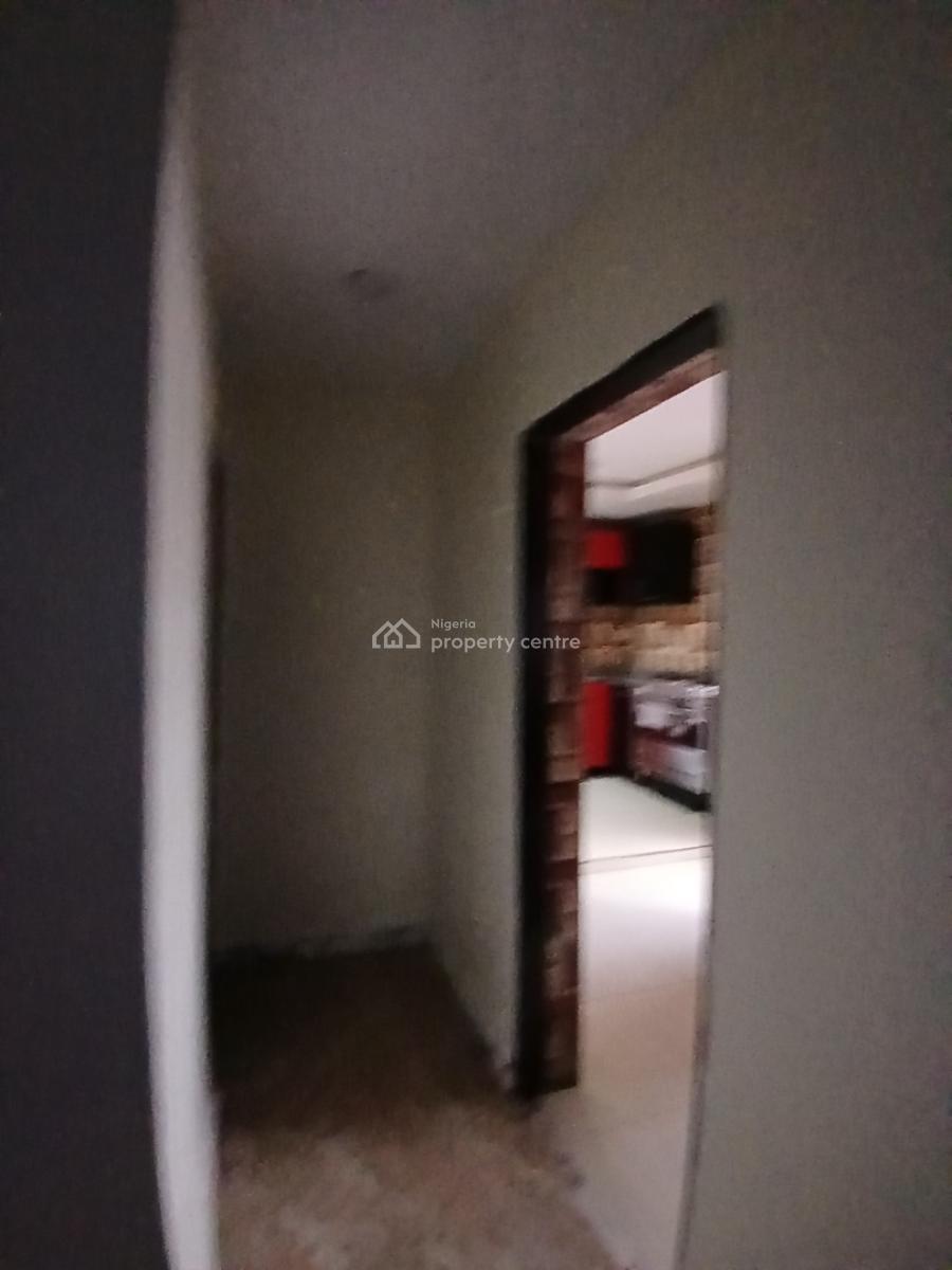 Furnished Rooms Upstairs with Shared Furnished Parlour and Kitchen, United Estate, Sangotedo, Ajah, Lagos, Self Contain (single Rooms) for Rent