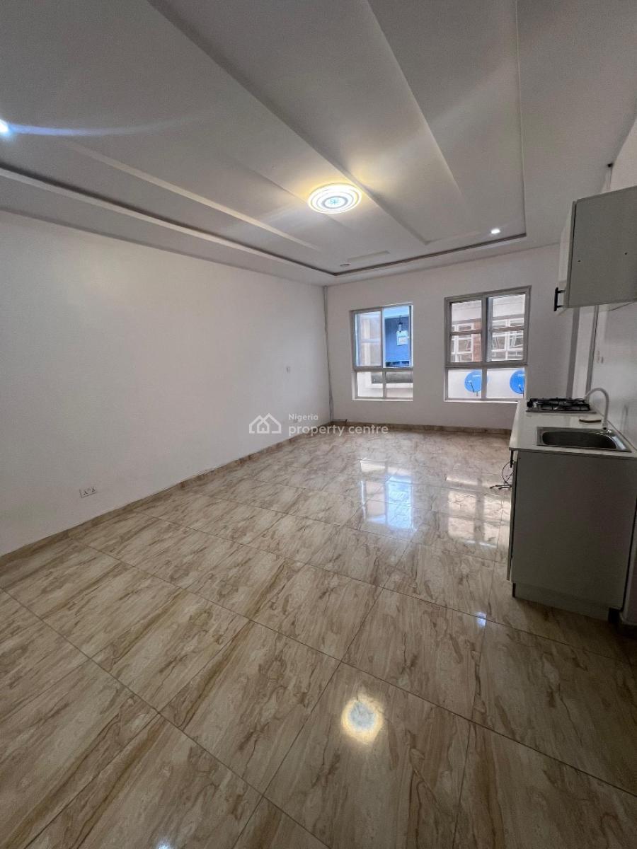 Beautiful Massive Studio Apartment with Fitted Kitchen, Victoria Bay Court Royal Pine Estate Orchid Road, Lekki, Lagos, Self Contain (single Rooms) for Rent