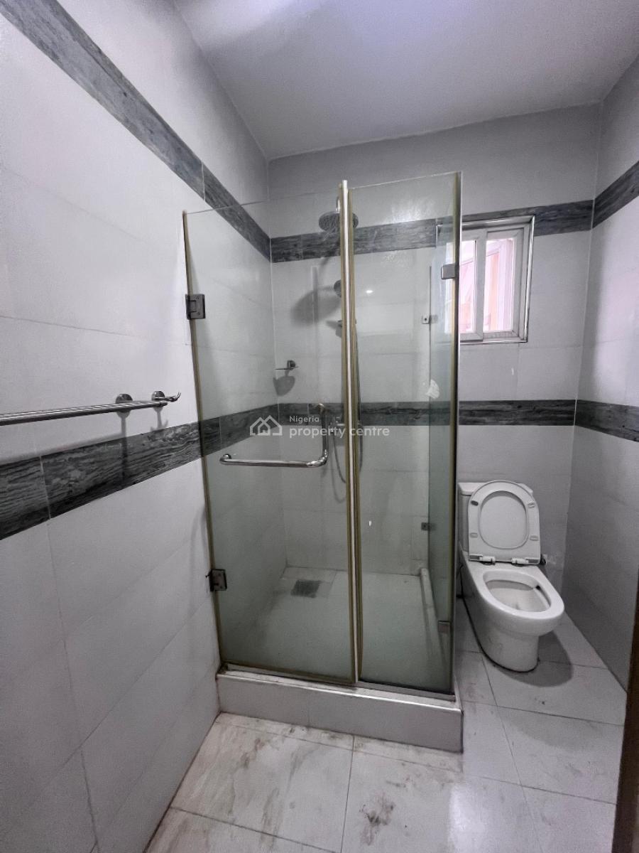 Beautiful Massive Studio Apartment with Fitted Kitchen, Victoria Bay Court Royal Pine Estate Orchid Road, Lekki, Lagos, Self Contain (single Rooms) for Rent