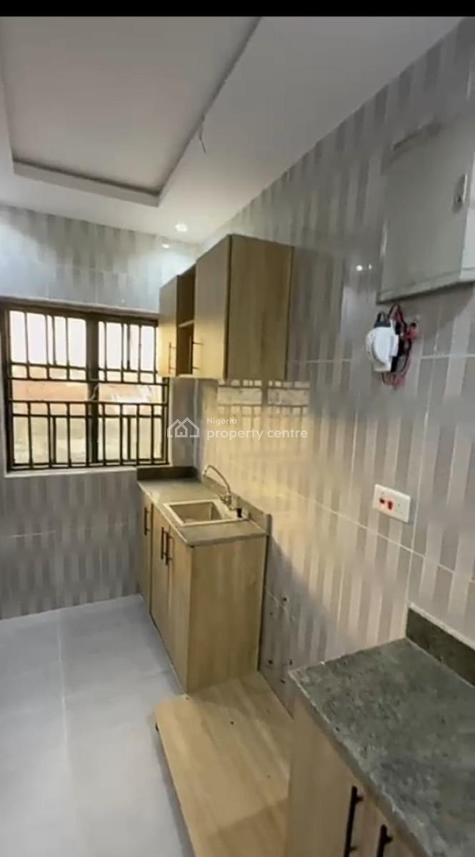 2 Bedroom Flat, Ijesha, Surulere, Lagos, Flat / Apartment for Rent