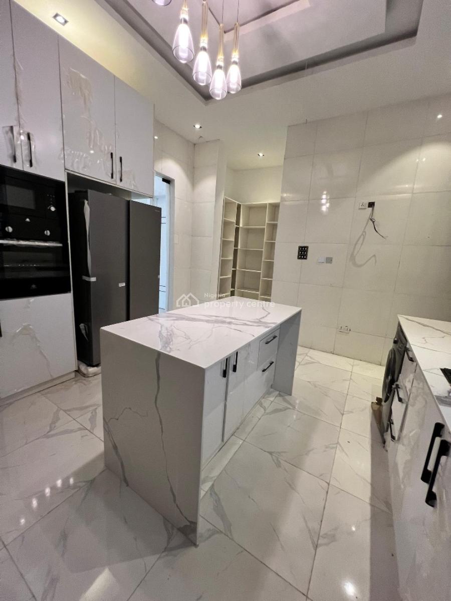 Beautifully Built 5 Bedroom Fully Detached Duplex with Pool & Bq, Chevron, Lekki, Lagos, Detached Duplex for Sale