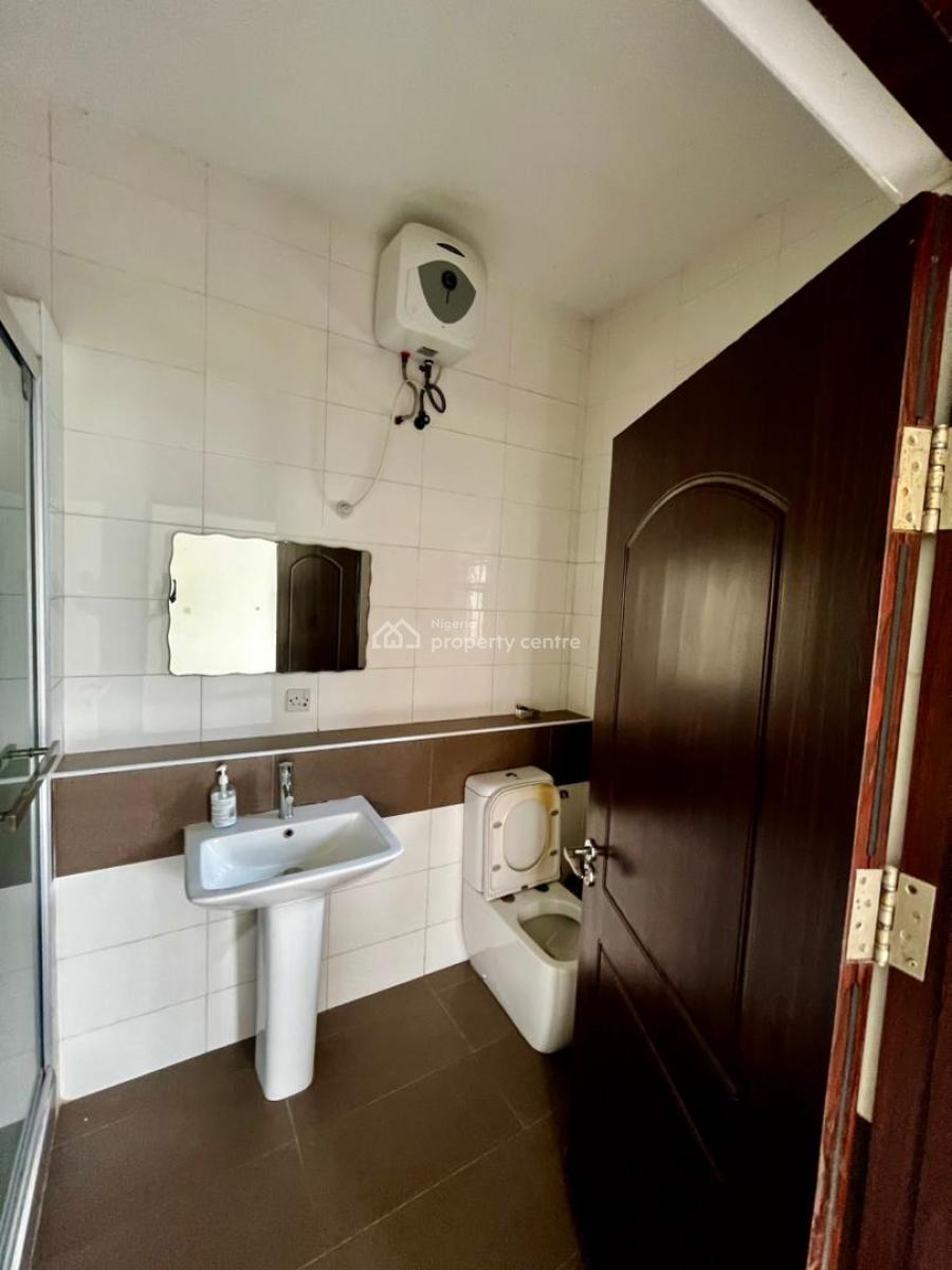 a Premium 3 Bedroom Apartment with a Boys Quarters, Lekki, Lekki, Lagos, Flat / Apartment for Rent