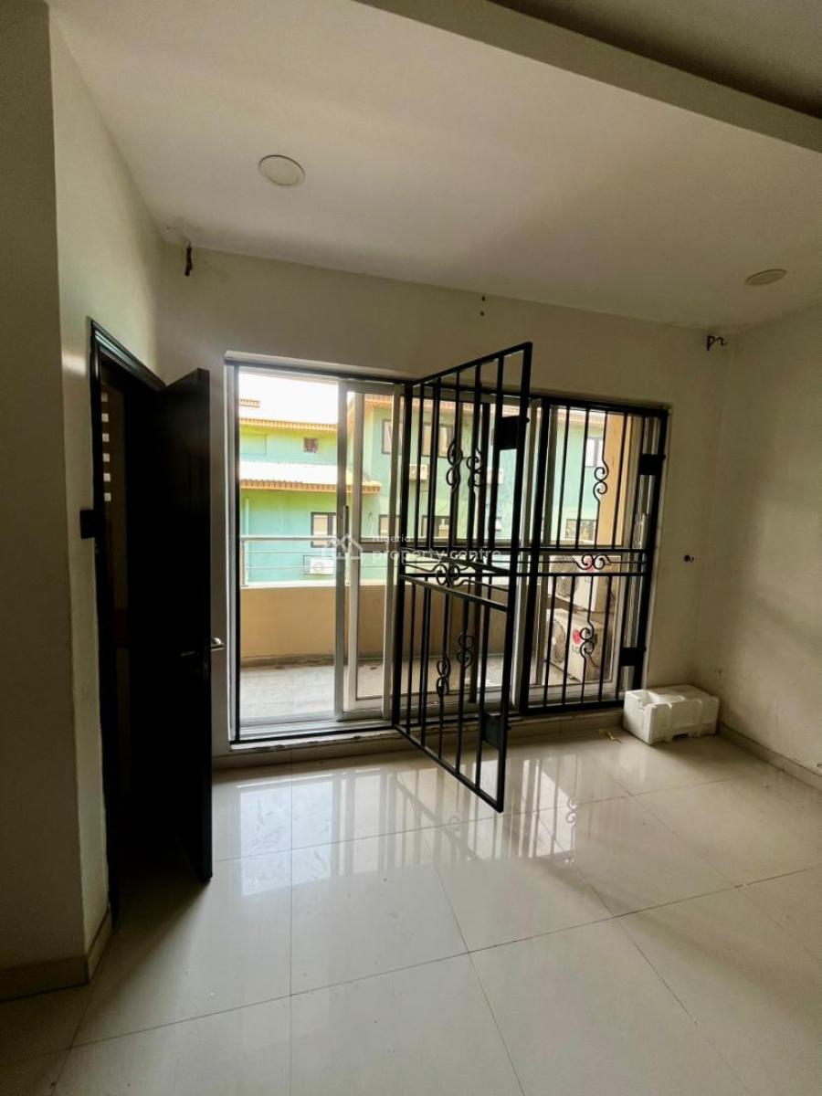 a Premium 3 Bedroom Apartment with a Boys Quarters, Lekki, Lekki, Lagos, Flat / Apartment for Rent
