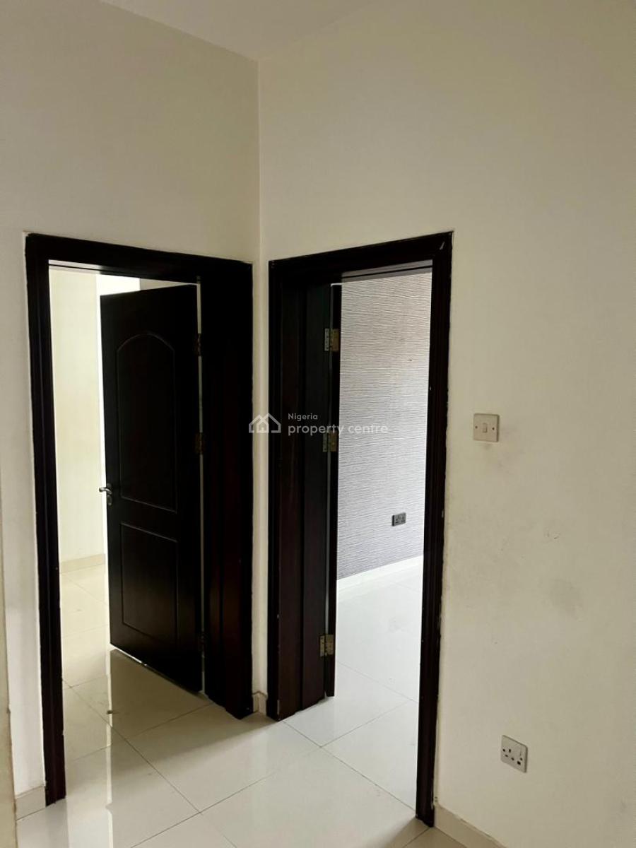 a Premium 3 Bedroom Apartment with a Boys Quarters, Lekki, Lekki, Lagos, Flat / Apartment for Rent