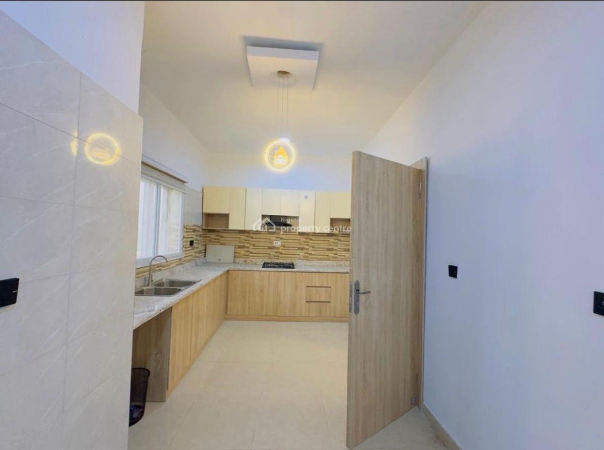 Luxury 2 Bedroom Apartment, Ajah, Lagos, Flat / Apartment for Rent