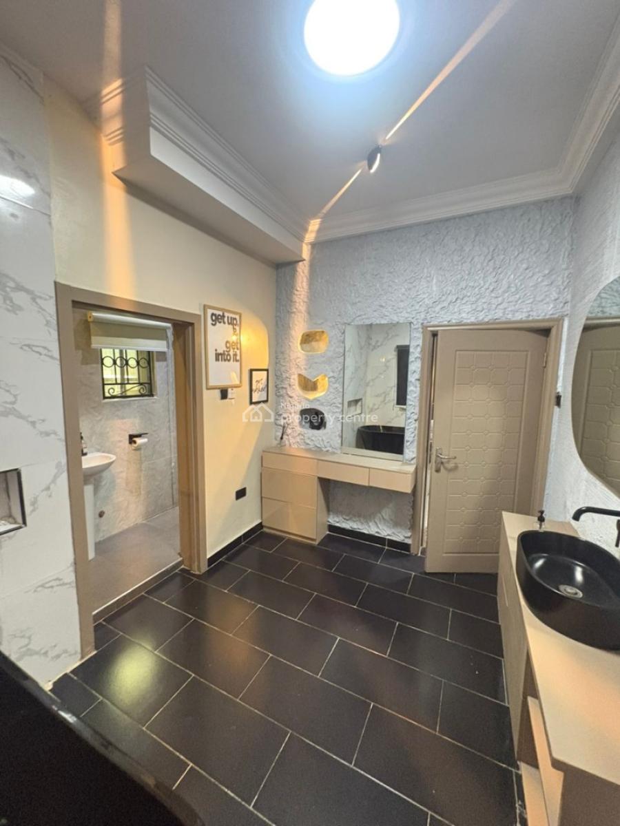 Luxury Self Serviced Room and Parlor Mini Flat in Lekki Phase 1, By Admiralty Way Road Lekki Phase 1, Lekki Phase 1, Lekki, Lagos, Mini Flat (room and Parlour) for Rent