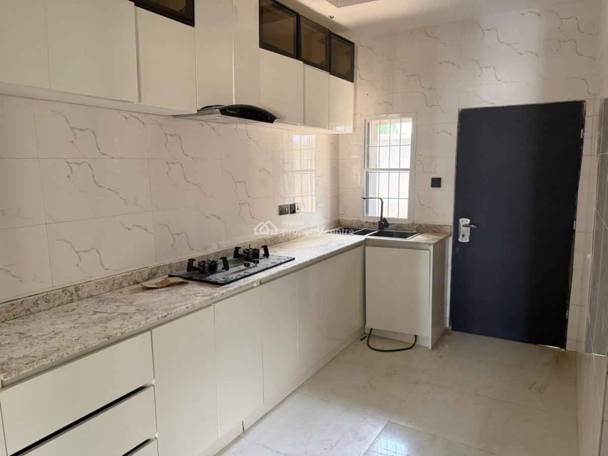 Well-maintained 2-bedroom Terrace Duplex with a Boys Quarters, Katampe (main), Katampe, Abuja, Terraced Duplex for Rent