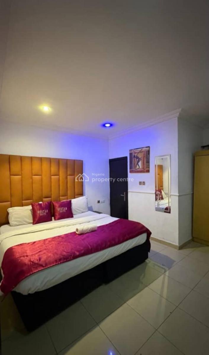 Lovely 14 Rooms Hotel, Alausa, Alausa, Ikeja, Lagos, Hotel / Guest House for Rent