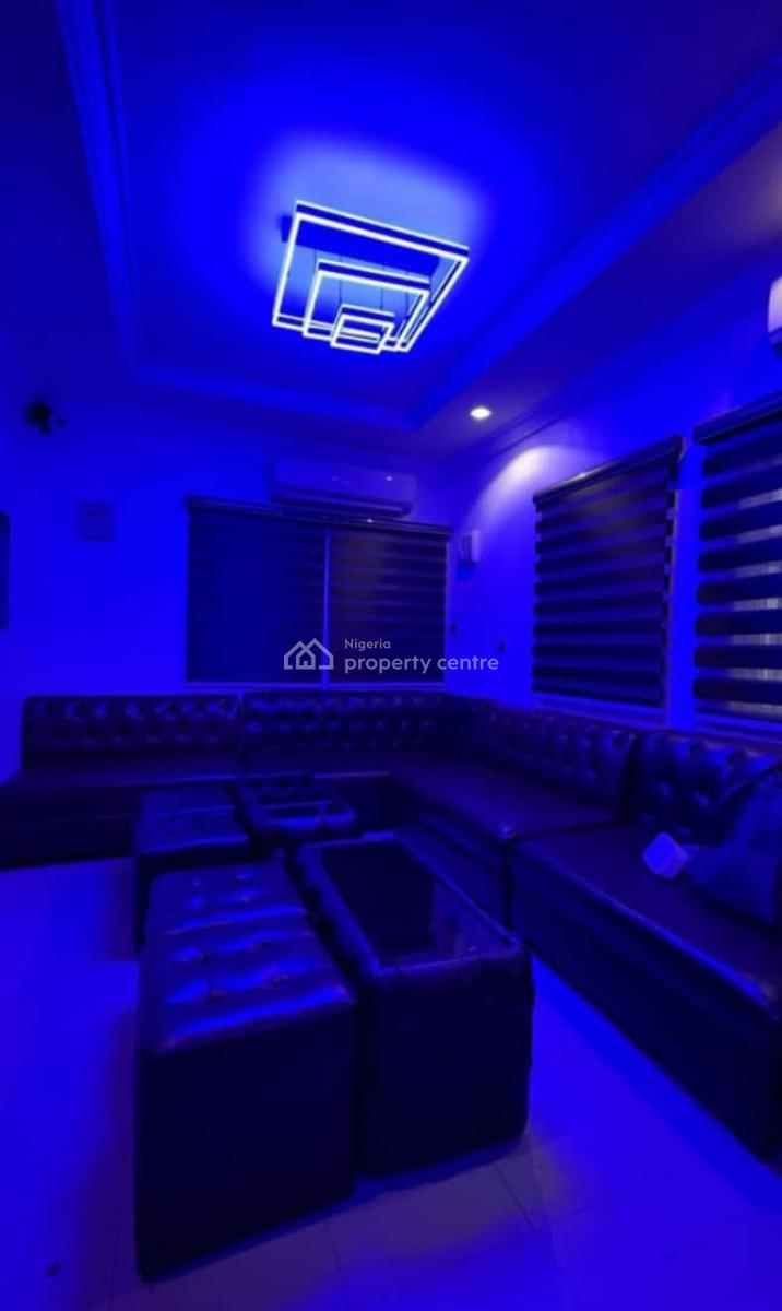 Lovely 14 Rooms Hotel, Alausa, Alausa, Ikeja, Lagos, Hotel / Guest House for Rent