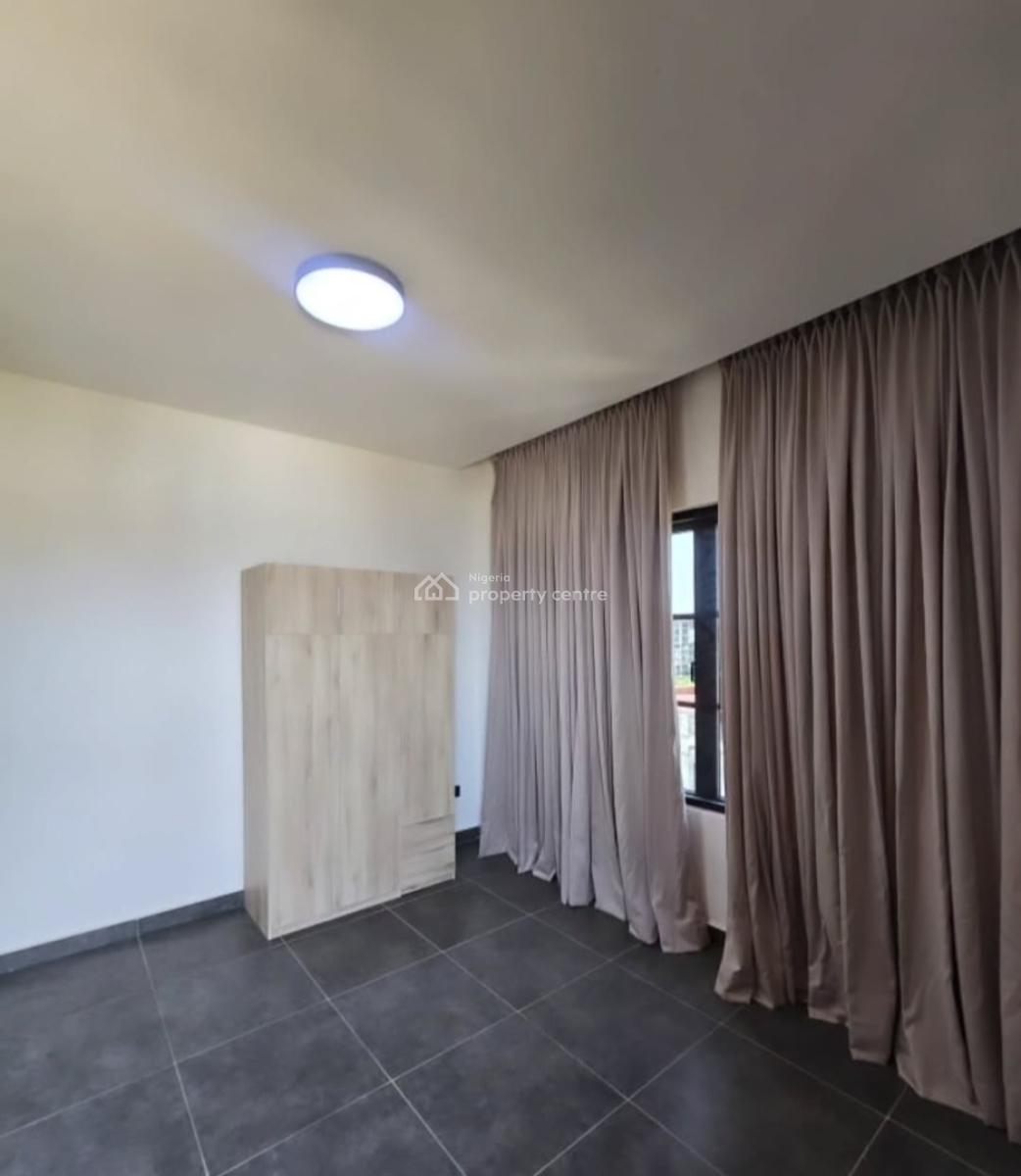 Brand New and Serviced with 24/7 Power Supply Ready-to-move-in 3 Bedro, Lekki Phase 1, Lekki, Lagos, Flat / Apartment for Rent