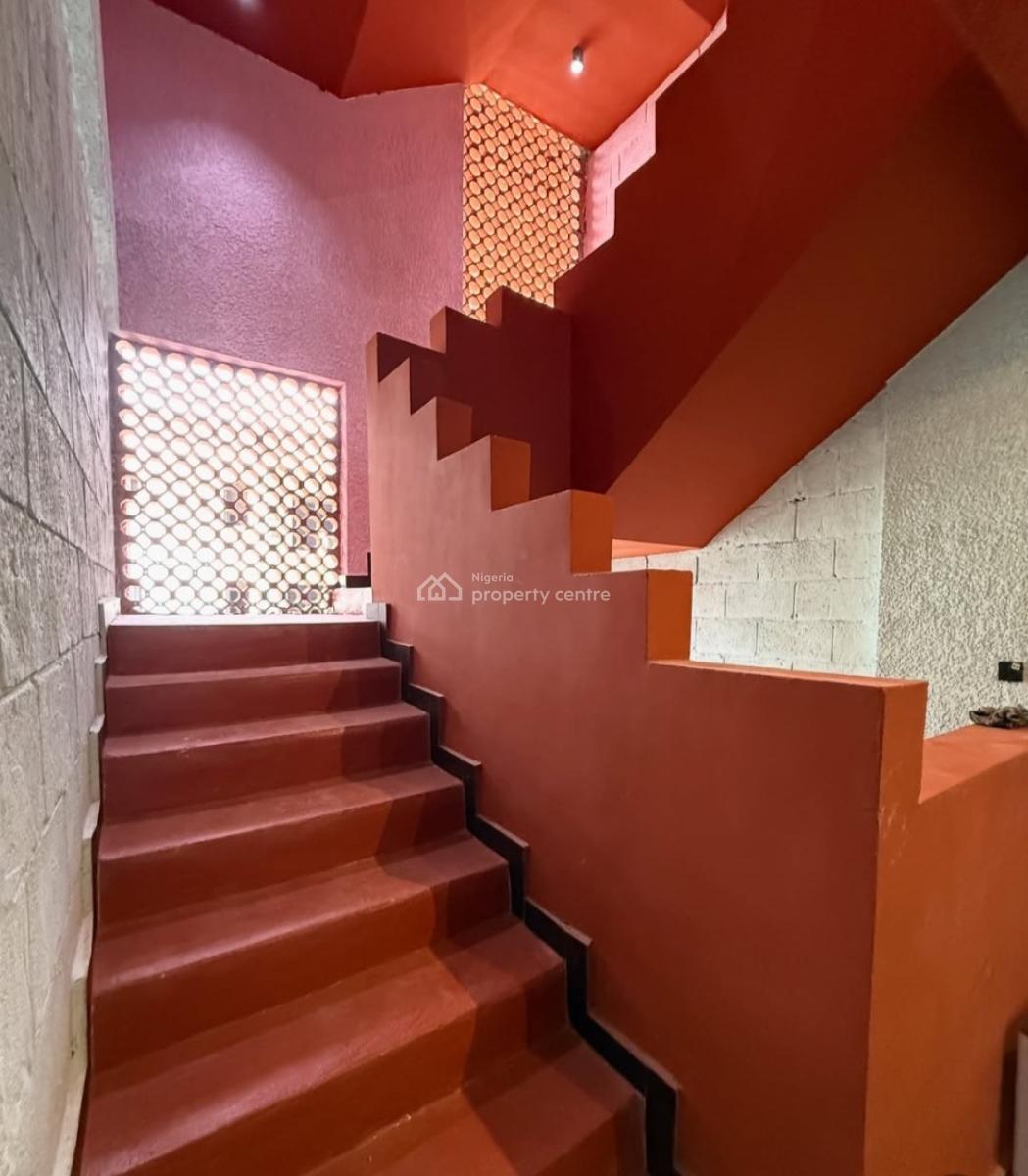 Brand New and Serviced with 24/7 Power Supply Ready-to-move-in 3 Bedro, Lekki Phase 1, Lekki, Lagos, Flat / Apartment for Rent