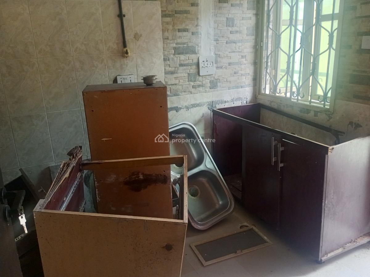 a Nice 3 Bedroom Flat, Canan Land Estate, Sangotedo, Ajah, Lagos, Flat / Apartment for Rent