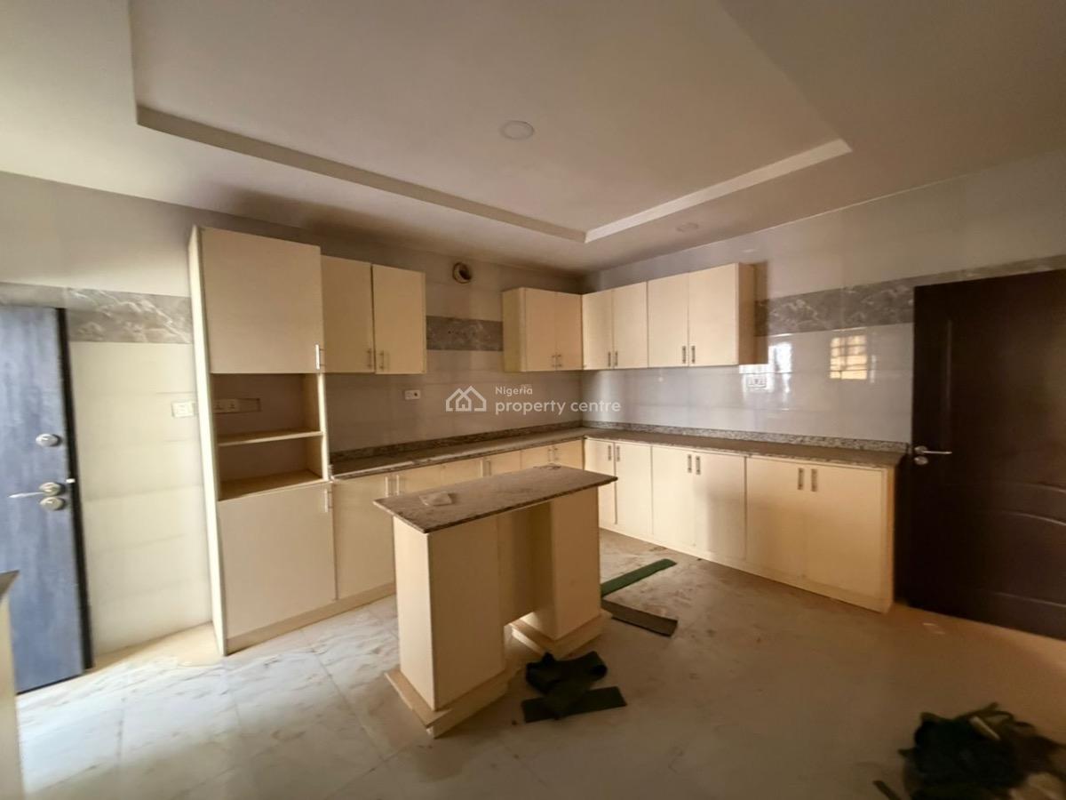 a Neatly Finished 3-bedroom Apartment with a Boys Quarters, Durumi, Abuja, Flat / Apartment for Rent