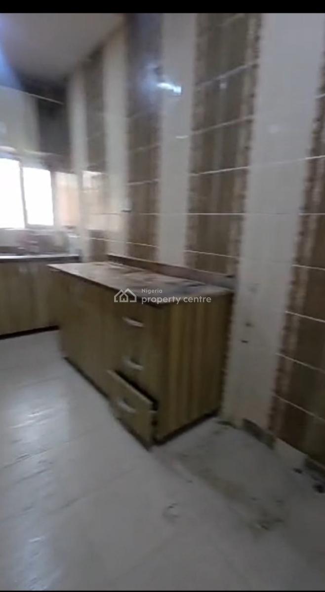 Mini Flat, Surulere, Lagos, Mini Flat (room and Parlour) for Rent