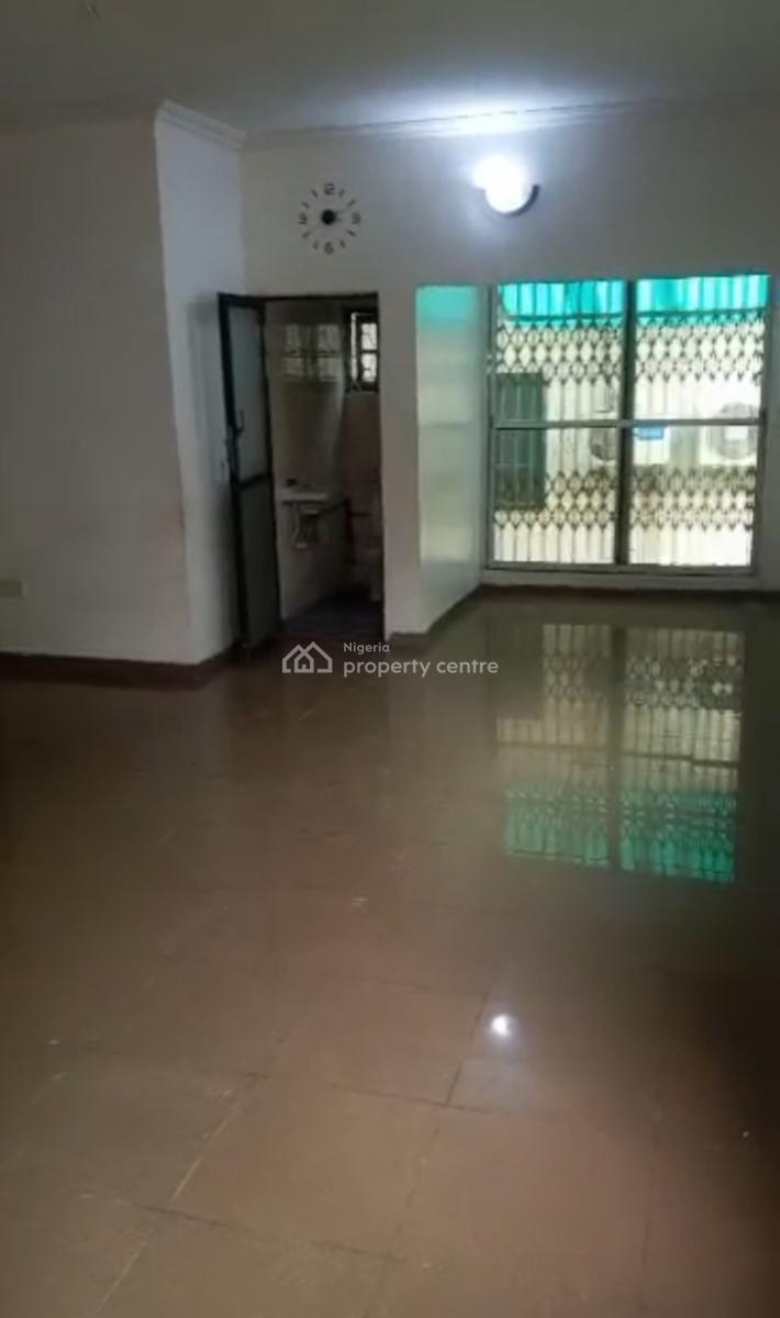 an Executive Three(3) Bedroom Flat with The Following Facilities, Off Toyin Street Ikeja Lagos, Ikeja, Lagos, Flat / Apartment for Rent