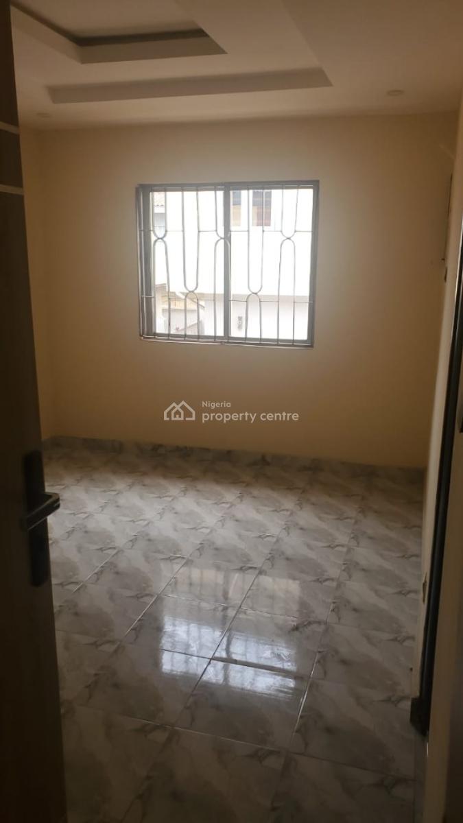 4 Bedroom Semi Detached House, Medina, Gbagada, Lagos, Semi-detached Duplex for Rent