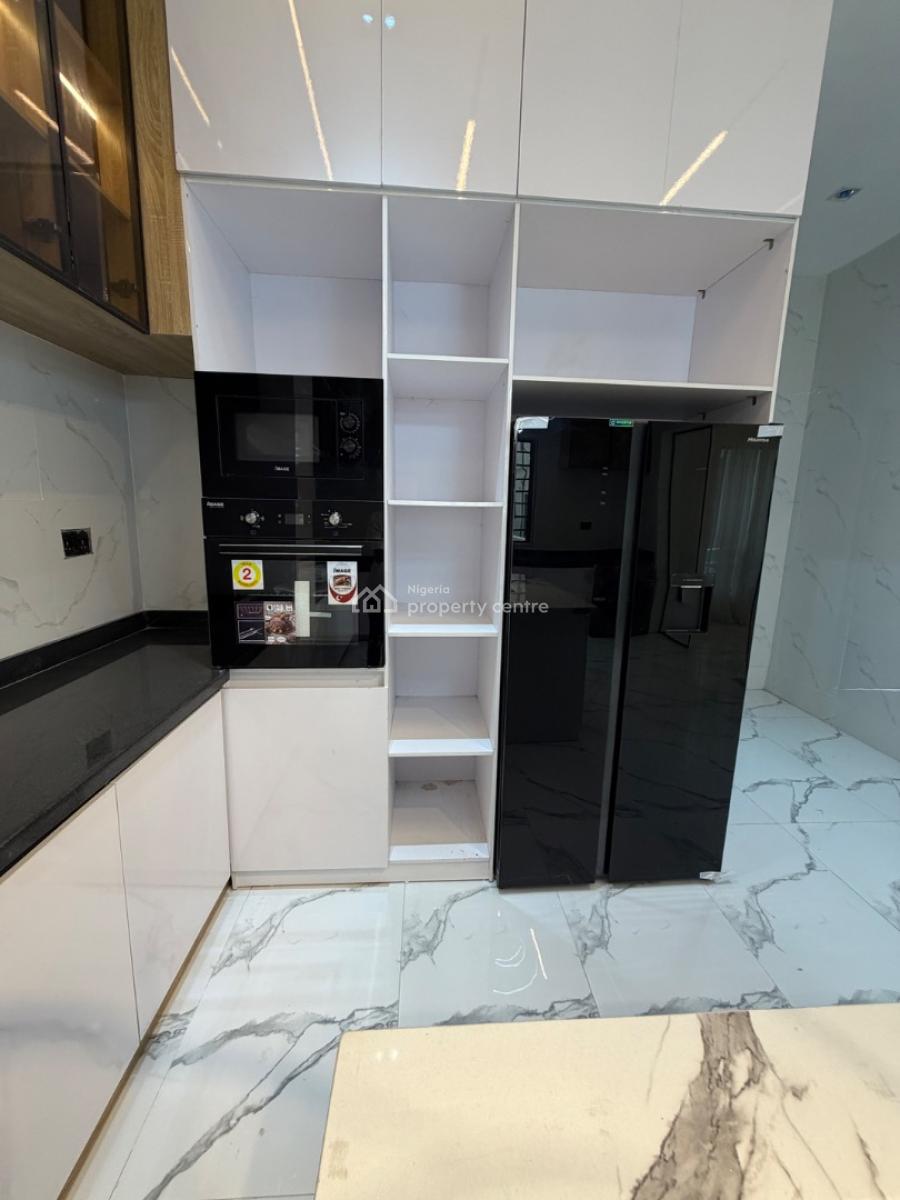 Spacious 5 Bedroom Fully Detached House with Pool, 2nd Toll Gate, Lekki, Lagos, Detached Duplex for Sale