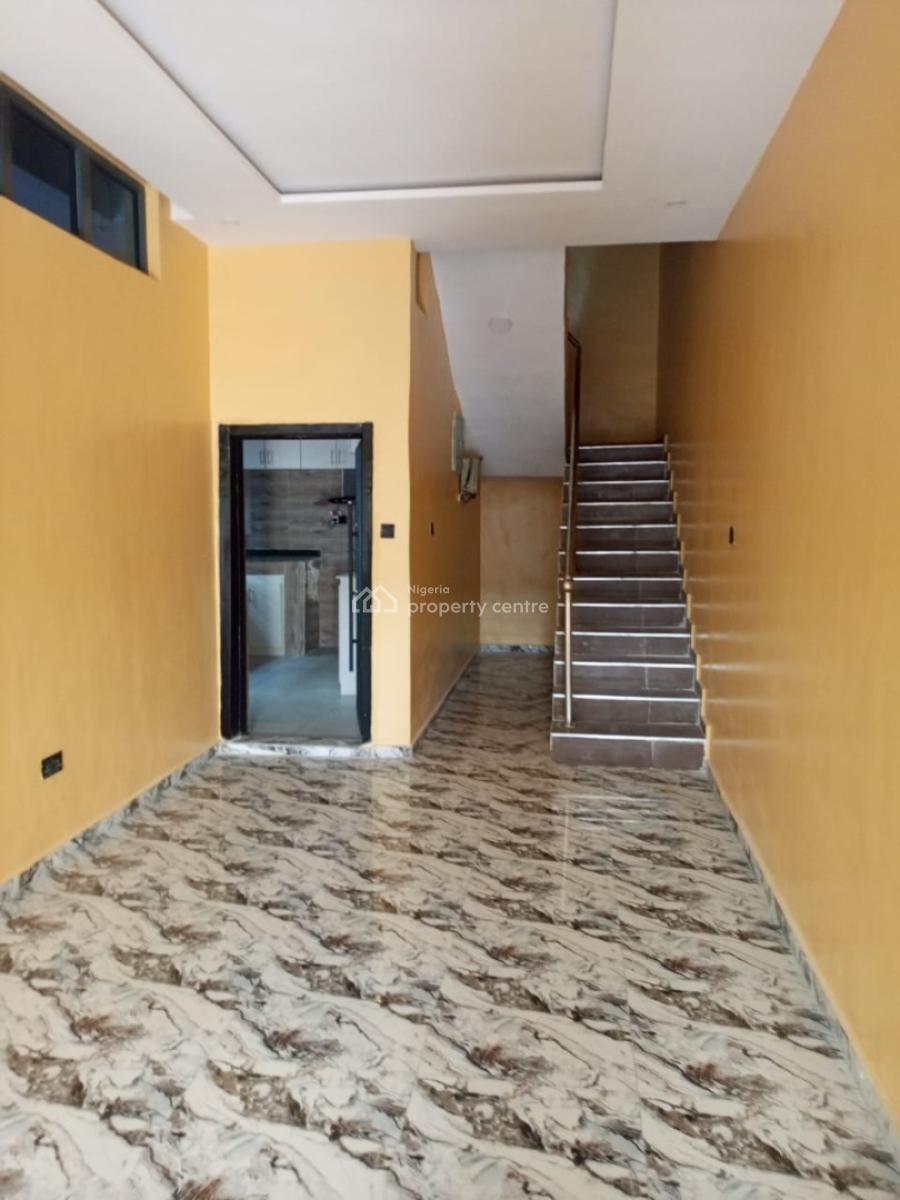 4 Bedroom Terrace Duplex, General Paint, Olokonla, Ajah, Lagos, Terraced Duplex for Rent