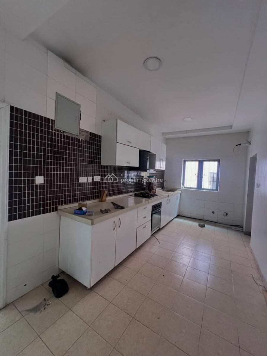 3 Bedroom Apartment, Lekki Phase 1, Lekki, Lagos, Flat / Apartment for Rent