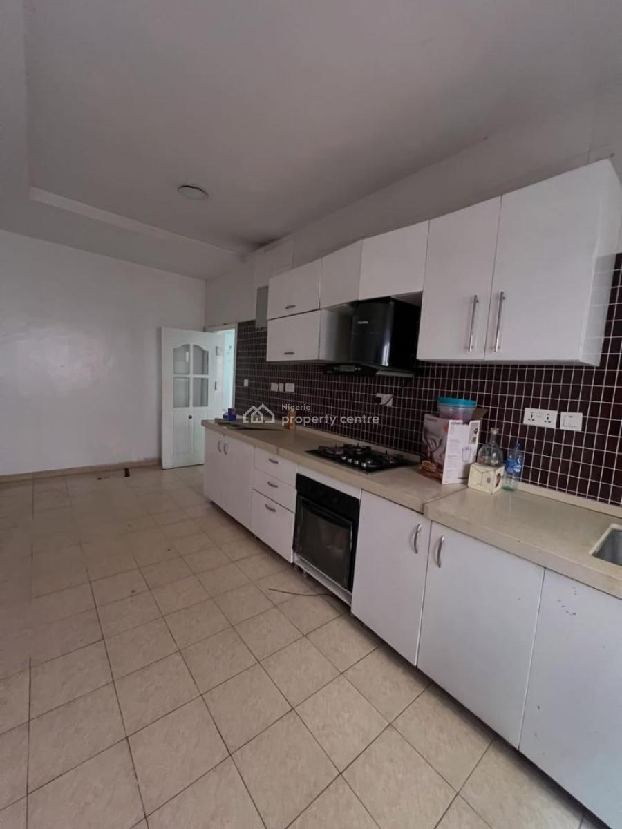 3 Bedroom Apartment, Lekki Phase 1, Lekki, Lagos, Flat / Apartment for Rent