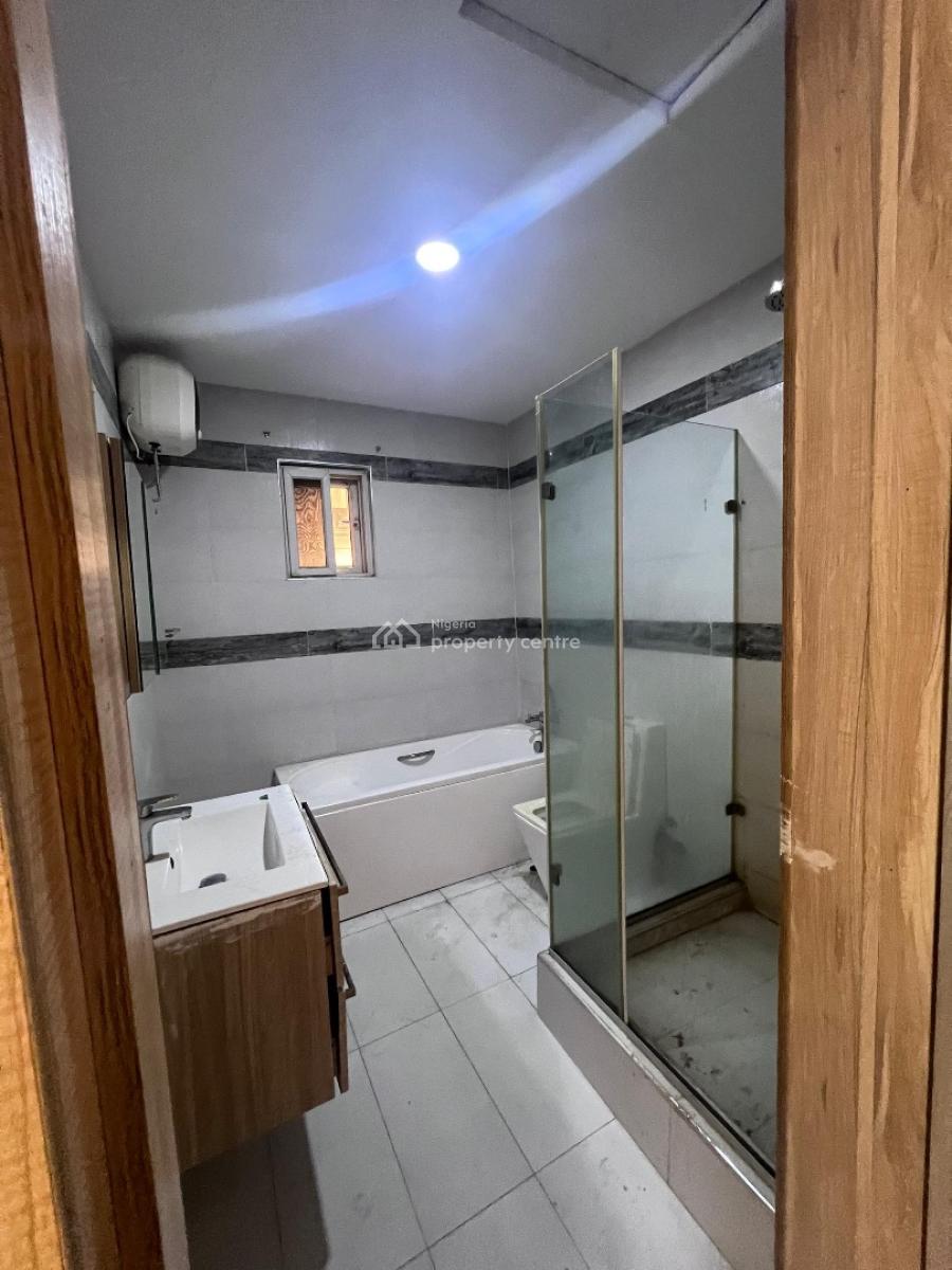 Luxury  Master Bedroom in a Very Lovely Estate, Orchid Road, Royal Pine Estate, Lekki, Lagos, Self Contain (single Rooms) for Rent