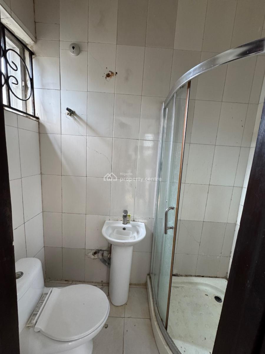 Self Contain, Chevy View Estate, Lekki Expressway, Lekki, Lagos, Self Contain (single Rooms) for Rent