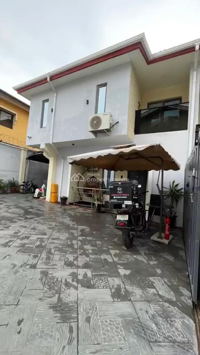 4 Bedroom Semi Detached Duplex, Gra Phase 2, Magodo, Lagos, Semi-detached Duplex for Sale
