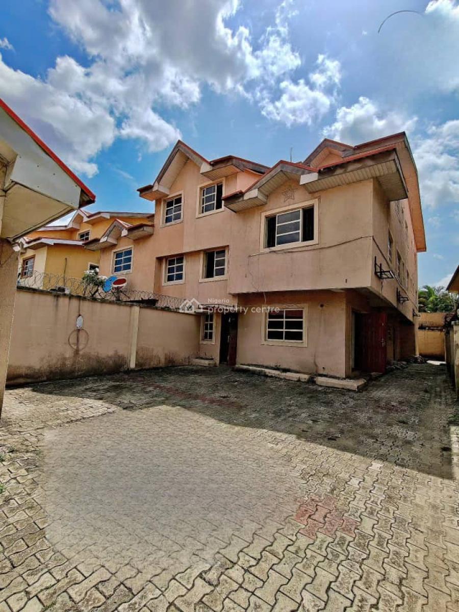 Well Maintained and Luxury 4 Bedroom Duplex, Ajah, Lagos, House for Sale