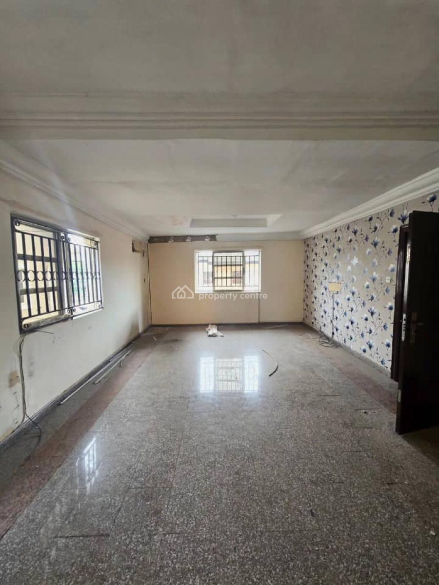 Well Maintained and Luxury 4 Bedroom Duplex, Ajah, Lagos, House for Sale