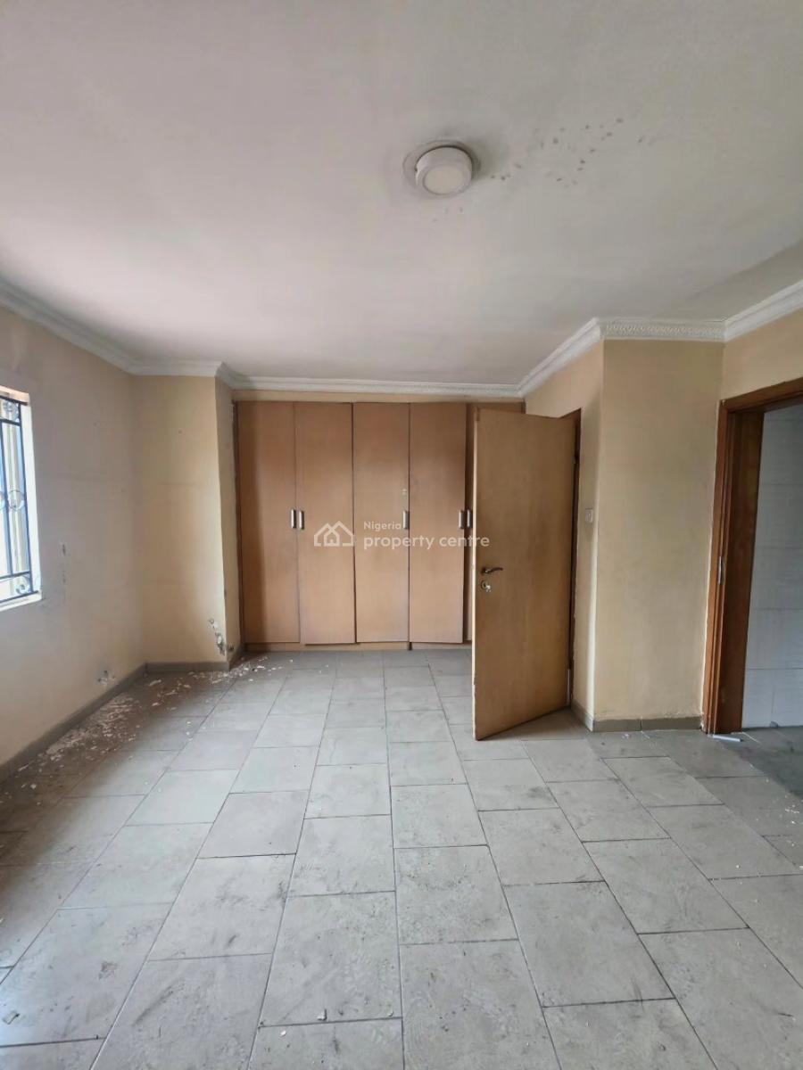 Well Maintained and Luxury 4 Bedroom Duplex, Ajah, Lagos, House for Sale
