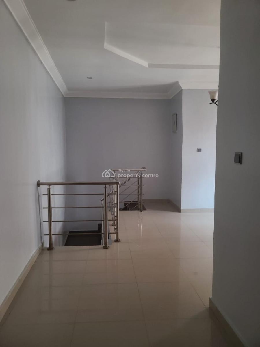 Decent 4-bedroom Terrace Duplex  with a Room Bq, Gra Phase 2, Magodo, Lagos, Terraced Duplex for Rent
