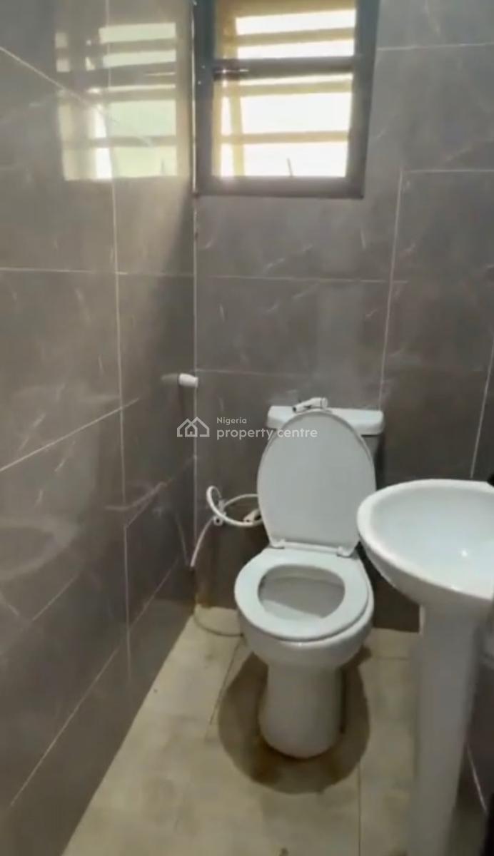 Newly Built Spacious 3 Bedroom Flat, Soluyi, Gbagada, Lagos, Flat / Apartment for Rent