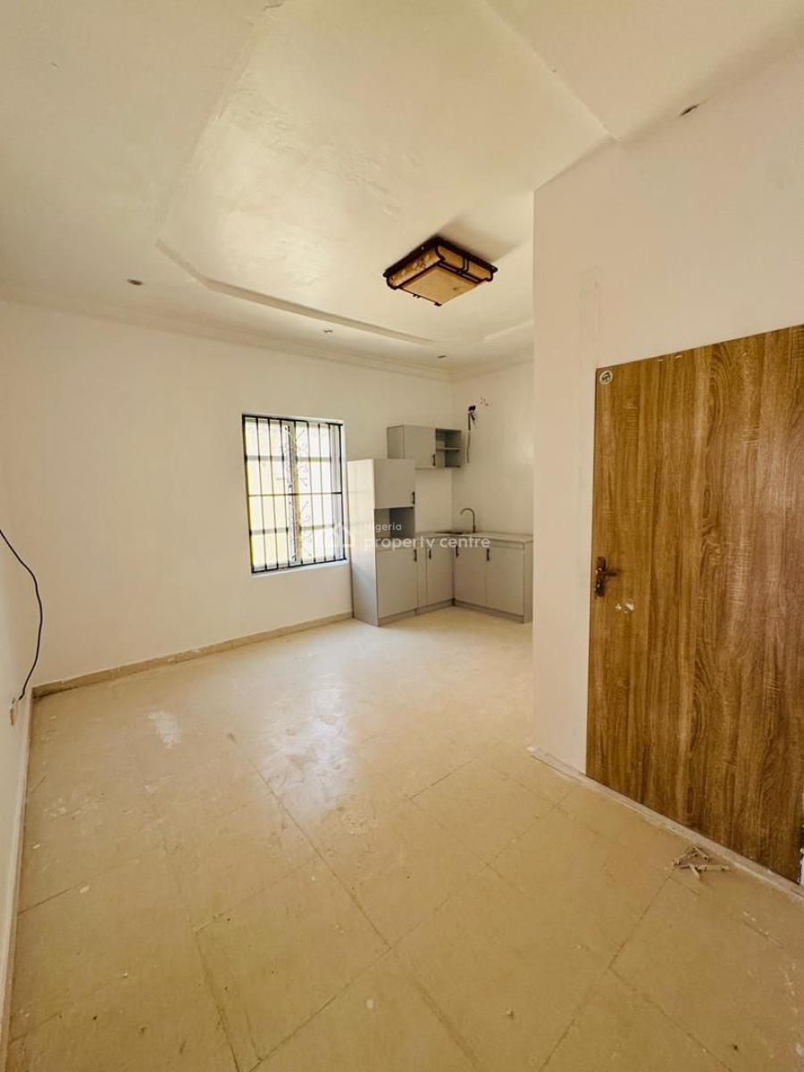 Convertible Mini Flat (upstairs with Open Plan Kitchen & Balcony), Chevron, Lekki, Lagos, Mini Flat (room and Parlour) for Rent