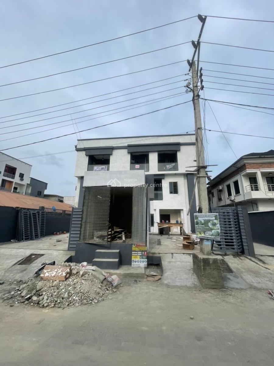 Tastefully Finished 2 Bedroom Apartment  Perfect for Family Residence, Orchid, Lekki, Lagos, Flat / Apartment for Sale