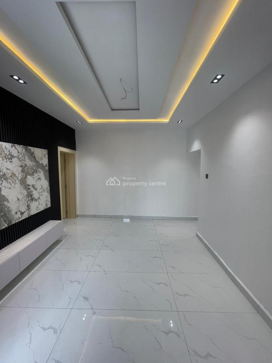 Tastefully Finished 2 Bedroom Apartment  Perfect for Family Residence, Orchid, Lekki, Lagos, Flat / Apartment for Sale