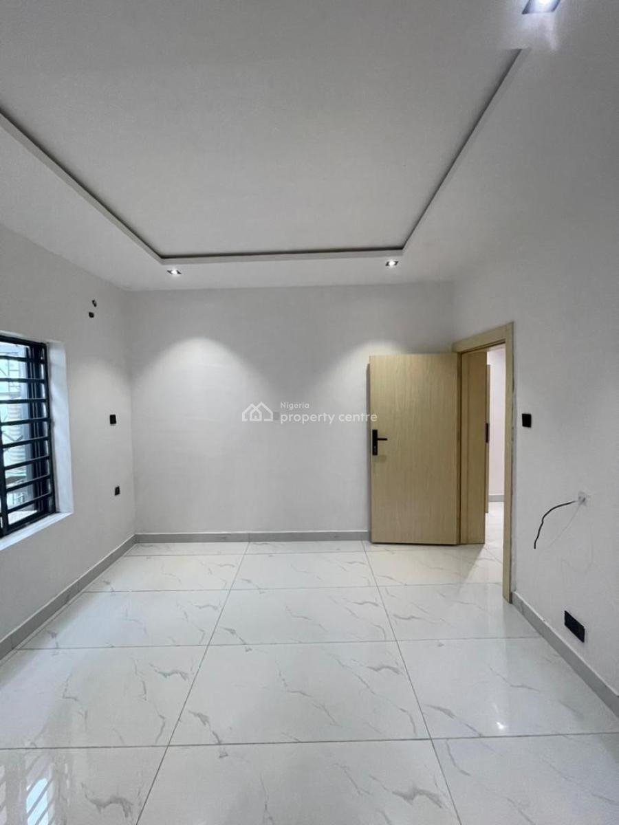 Tastefully Finished 2 Bedroom Apartment  Perfect for Family Residence, Orchid, Lekki, Lagos, Flat / Apartment for Sale