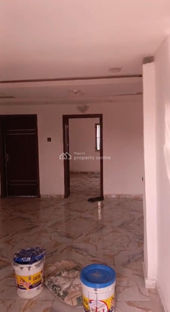 Newly Refurbished 2 Bedroom Flat with Rooms En-suite, Iponri, Surulere, Lagos, Flat / Apartment for Rent