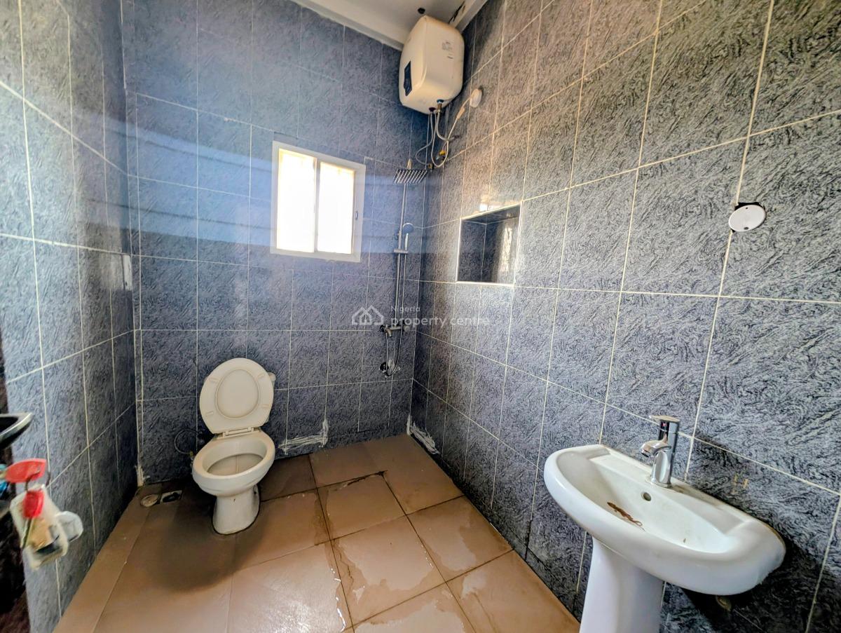 Renovated 3 Bedroom Block of Flat First Floor, Kaura, Abuja, Flat / Apartment for Rent