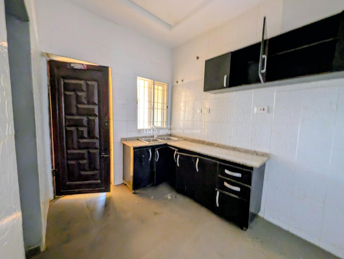 Renovated 3 Bedroom Block of Flat First Floor, Kaura, Abuja, Flat / Apartment for Rent